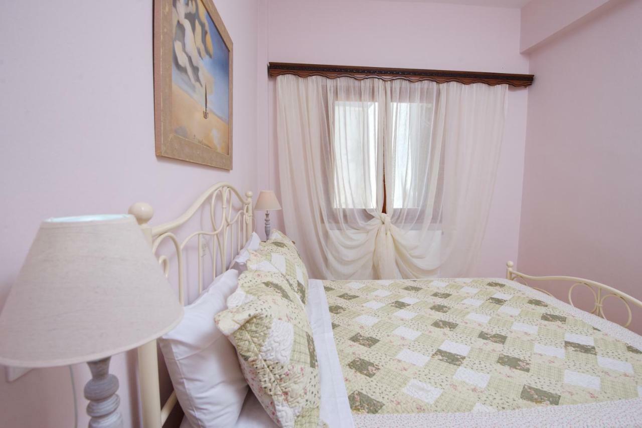Apartamento Theodora Patitírion Exterior foto